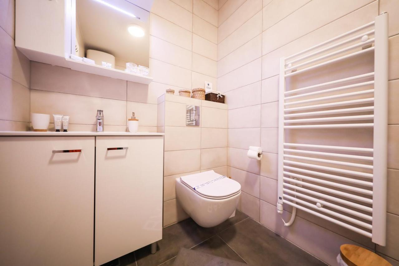 Allegro Exclusive Suite 2 With Private Parking And Balcony ザダル エクステリア 写真
