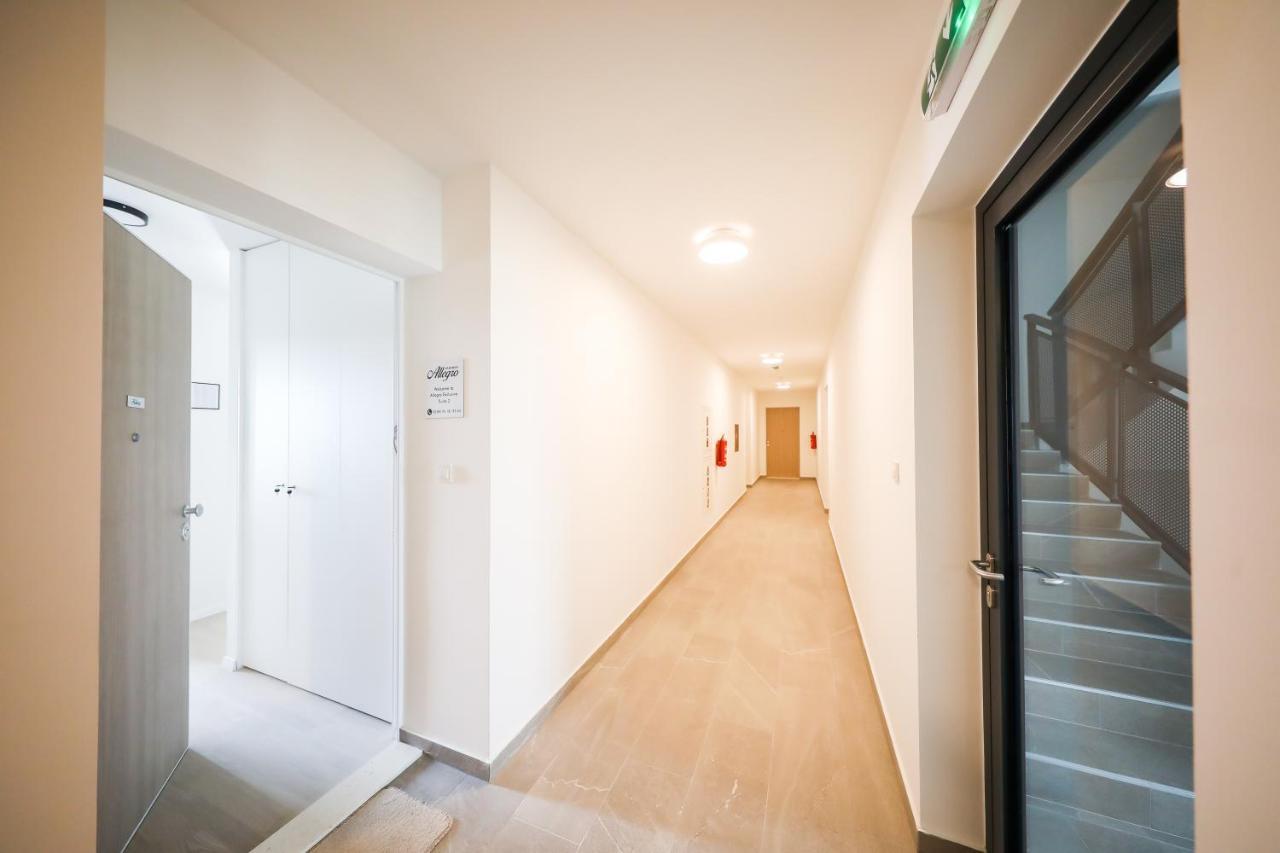 Allegro Exclusive Suite 2 With Private Parking And Balcony ザダル エクステリア 写真