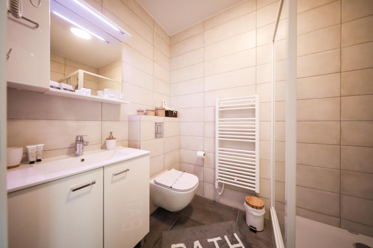 Allegro Exclusive Suite 2 With Private Parking And Balcony ザダル エクステリア 写真